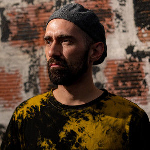 Meet your Posher, Teejay